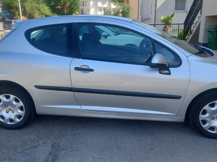 Peugeot 207, 1.4I, 55 kW
