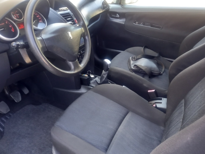 Peugeot 207, 1.4I, 55 kW