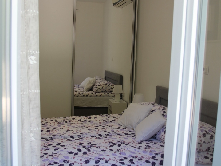 Kantrida, 56m2, kod stadiona, zgrada od 5 stanova, obnovljeno 2024g.