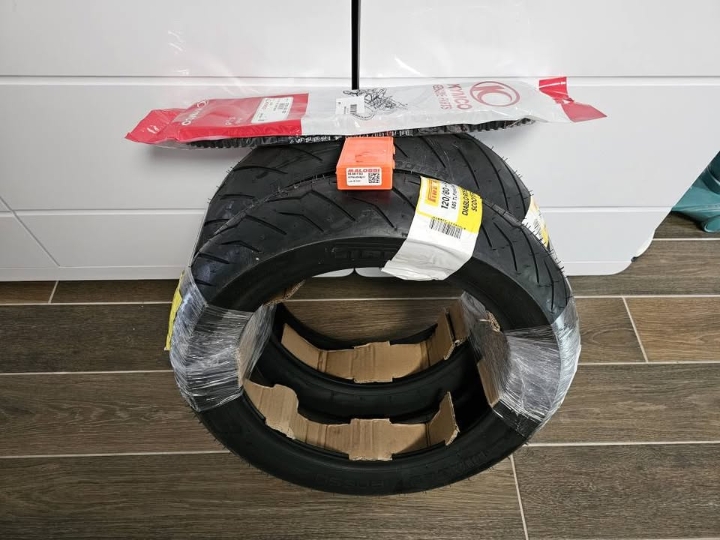 Kymco Down Town 300 i