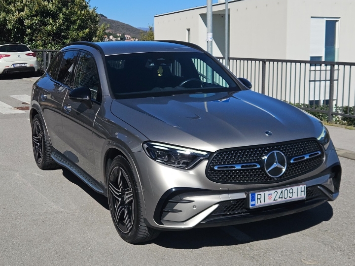 Mercedes GLC AMG 20", Digital