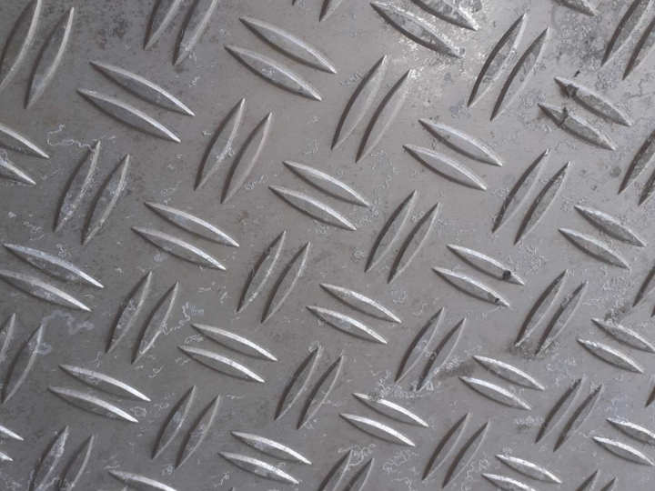 Aluminijski rebrasti lim 