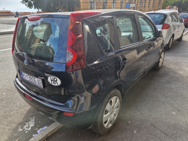 Nissan Note HR auto 1.4, odličan