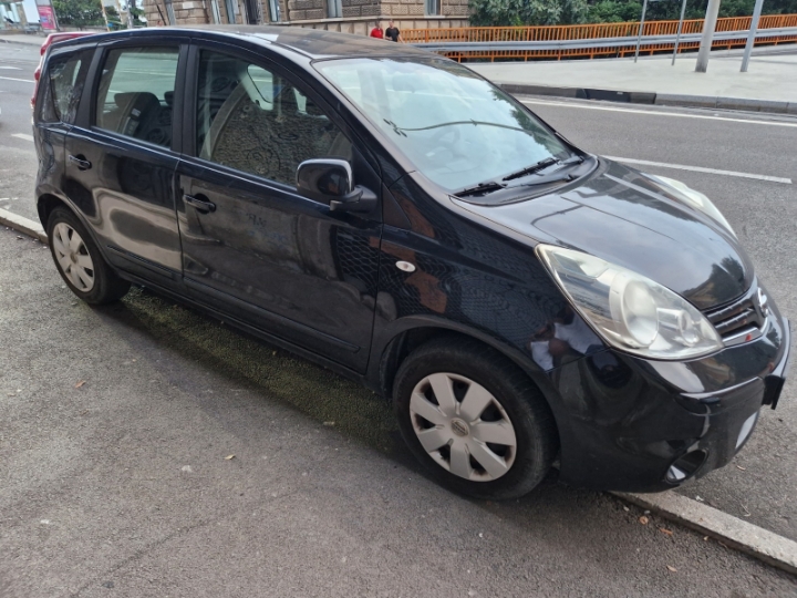 Nissan Note HR auto 1.4, odličan