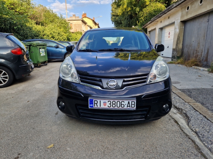 Nissan Note HR auto 1.4, odličan