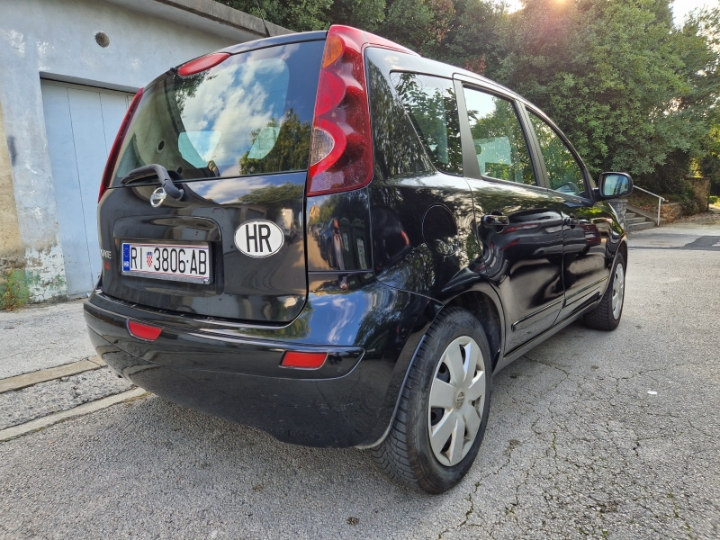 Nissan Note HR auto 1.4, odličan