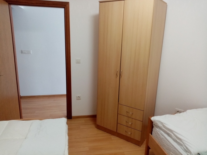 Stan 40 m2, Podmurvice