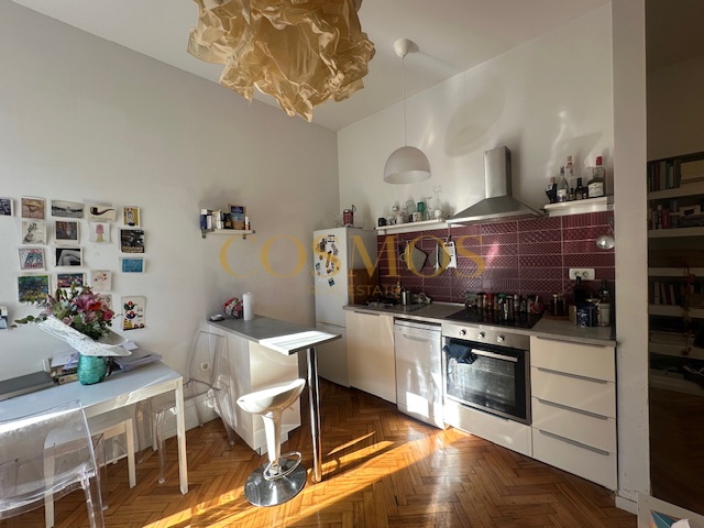 Rijeka, dva stana 100 m2 u strogom centru