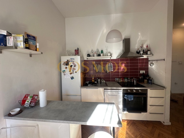 Rijeka, dva stana 100 m2 u strogom centru