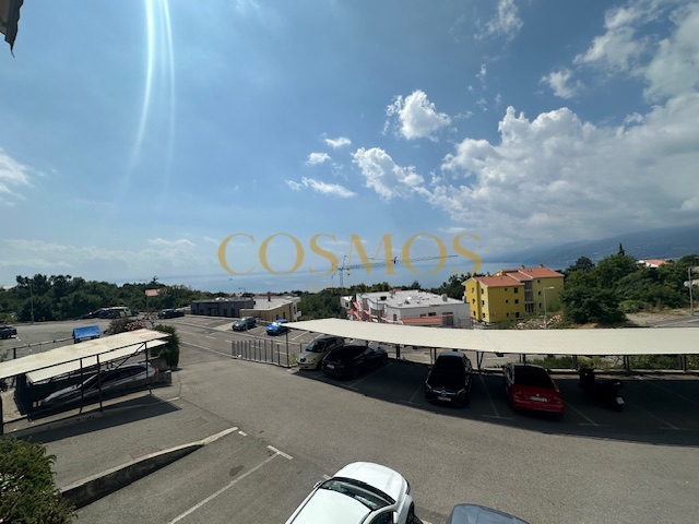 Rešetari, stan 101.86 m2 s pogledom i okućnicom 82,59 m2