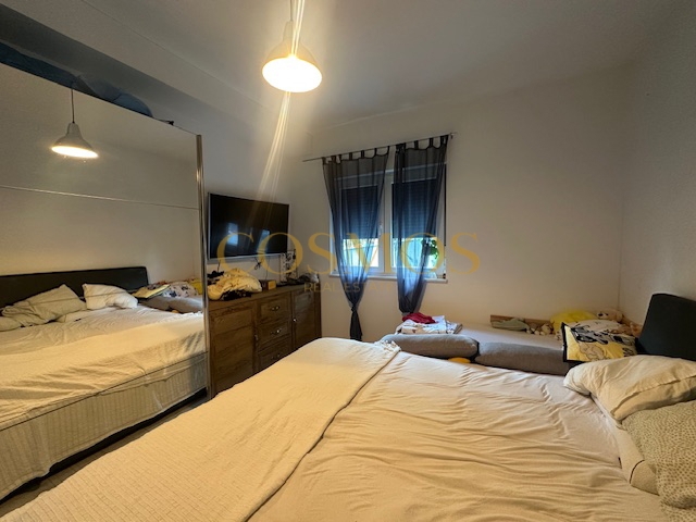 Rešetari, stan s prekrasnim pogledom i okućnicom 82,59 m2