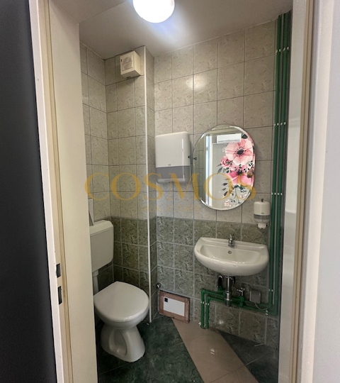 Rijeka, poslovni prostor 29 m2 u strogom centru