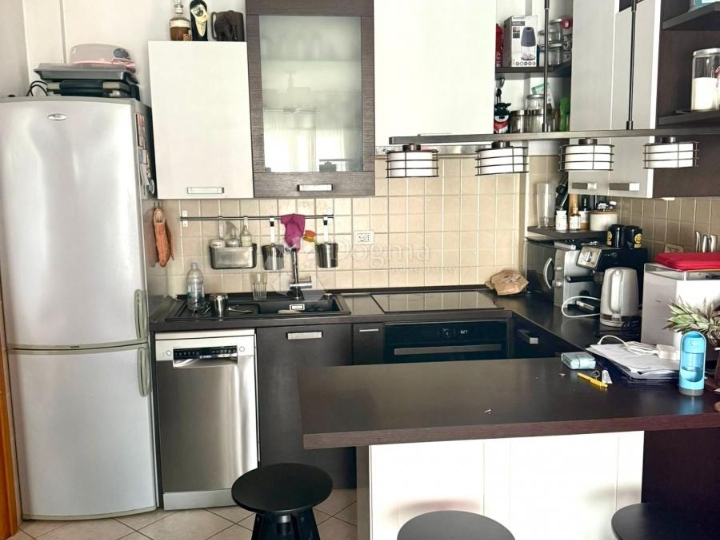 Predivan stan u Puli s oazom mira na terasi