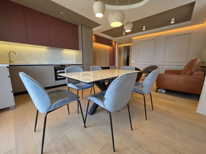 Opatija centar, stan 80 m2, najam