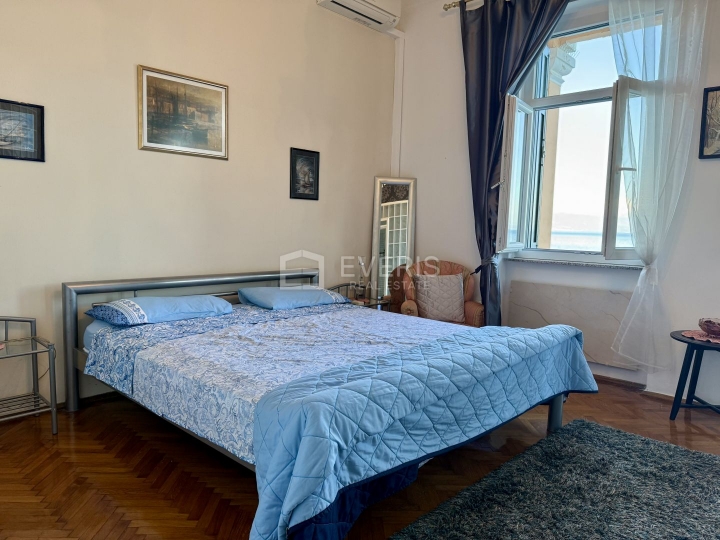 Opatija okolica, Ičići, stan u vili, 140 m2, najam