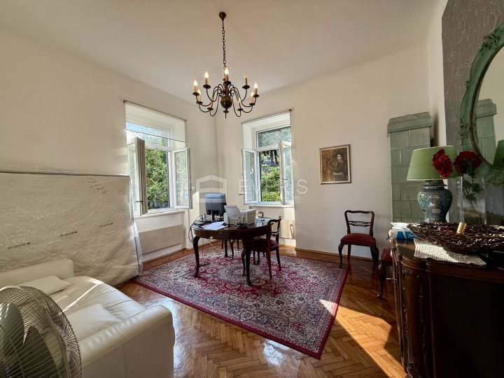 Opatija okolica, Ičići, stan u vili, 140 m2, najam
