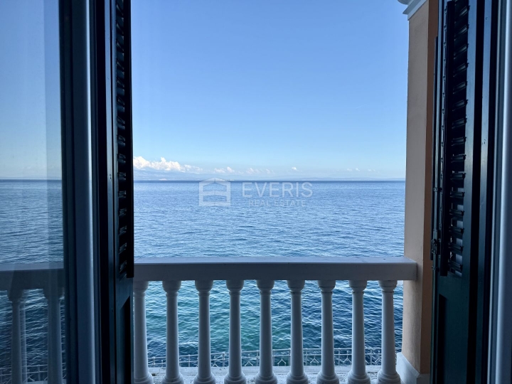 Opatija okolica, Ičići, stan u vili, 140 m2, najam