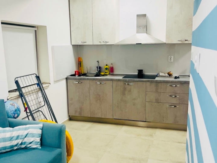 Rijeka (Pećine), 35 m2