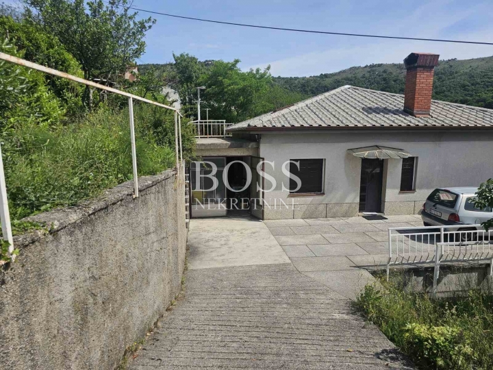 Svilno, samostojeća kuća 190m2, samo kod nas!