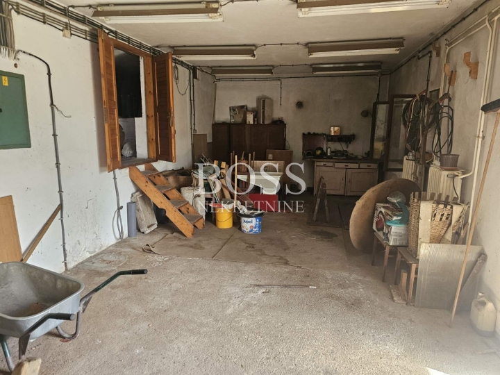 Svilno, samostojeća kuća 190m2, samo kod nas!