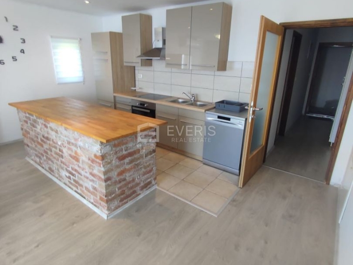 Opatija okolica, Veprinac, stan 90 m2, najam