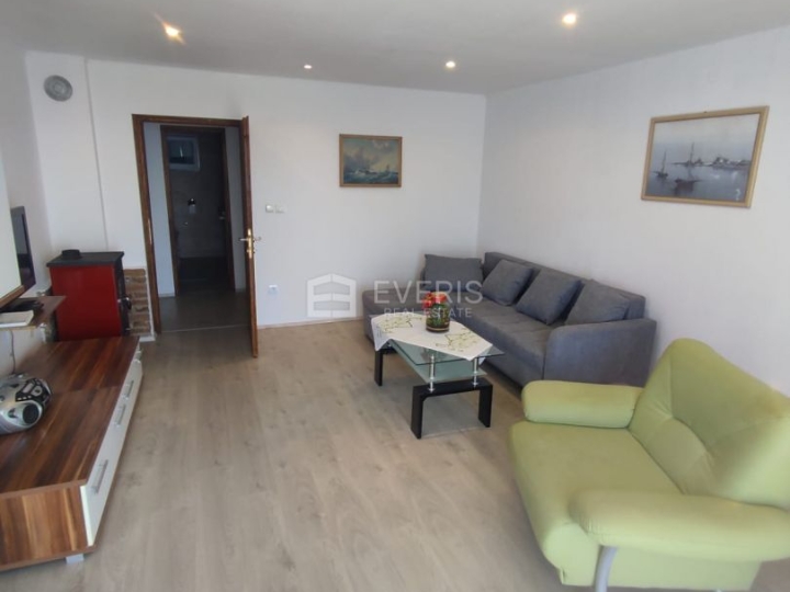 Veprinac, stan 90 m2, najam