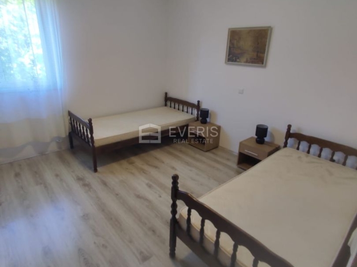 Veprinac, stan 90 m2, najam
