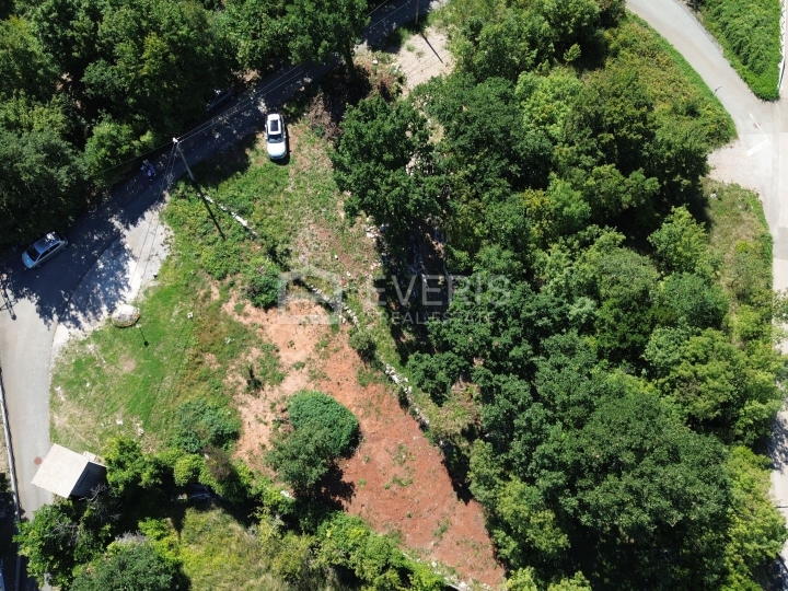 Oprić, poljoprivredno zemljište, 778 m2