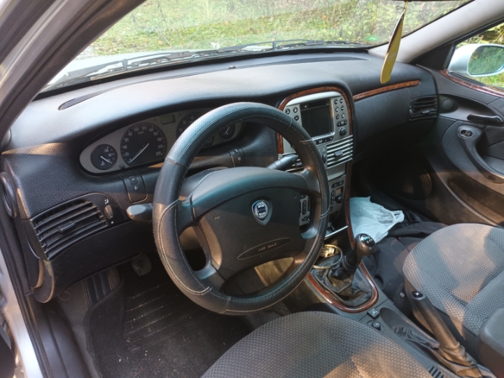 Lancia Lybra