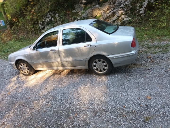 Lancia Lybra