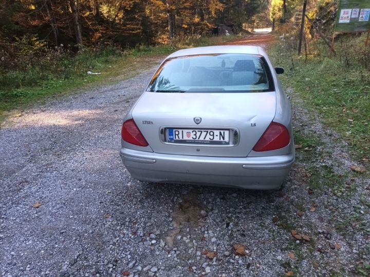 Lancia Lybra