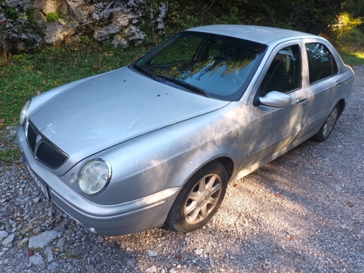 Lancia Lybra