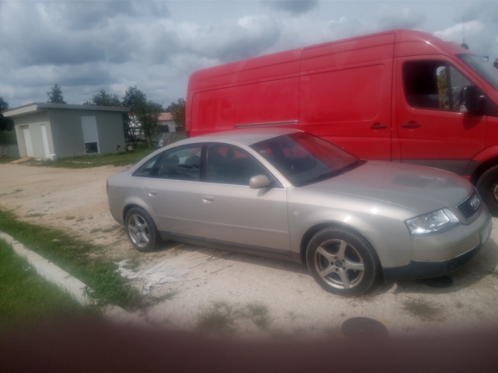 Audi A6 1.8 turbo benzin plin
