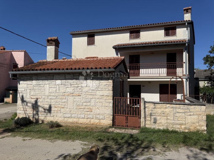 Kuća u okolici Marčane, dvojna kuća 113m2
