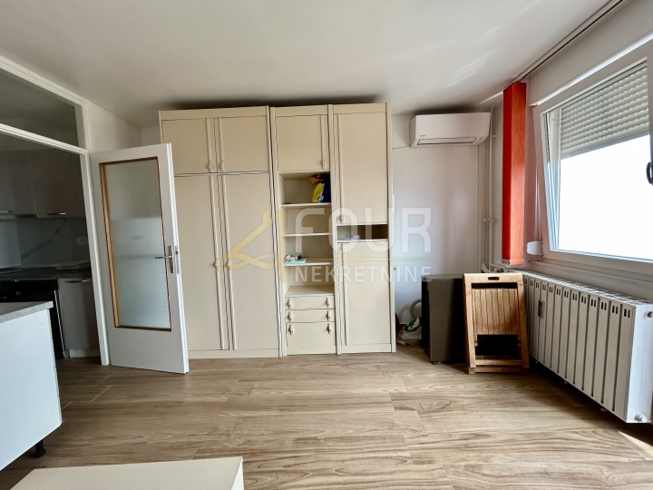 Rijeka, Srdoči, garsonijera, 23.62m2, pogled na more