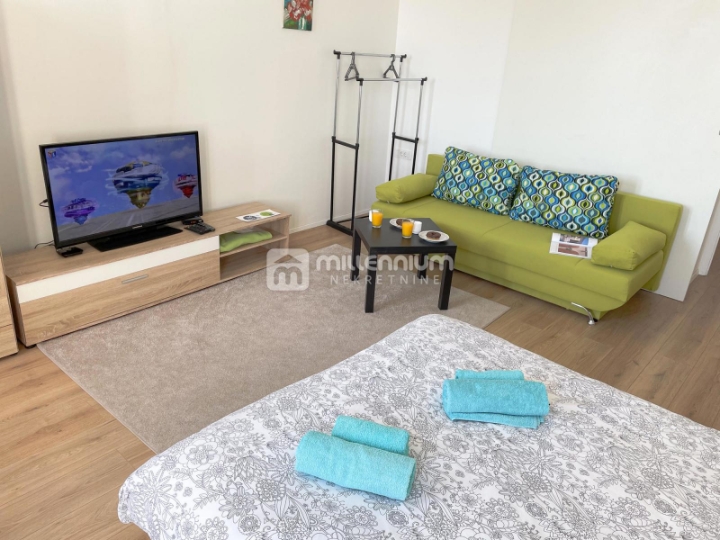 Rijeka, Mlaka, 76m2, dva novouređena apartmana