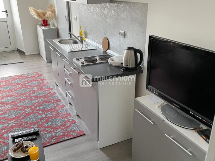 Rijeka, Mlaka, 76m2, dva novouređena apartmana