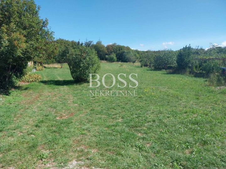 Krasica, teren 4200m2, 225.000€