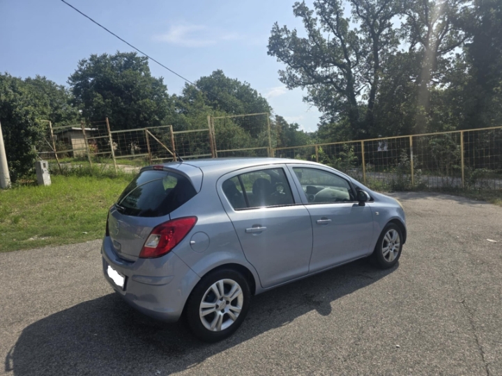 Opel Corsa 1.2