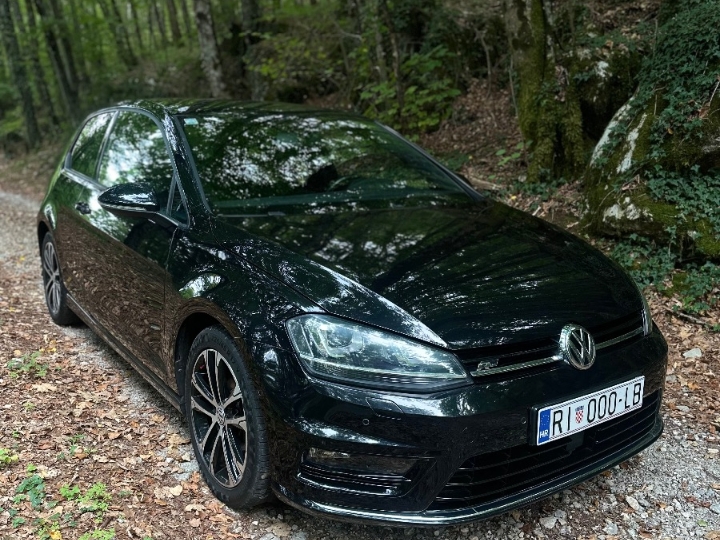 VW Golf VII TSI R-line