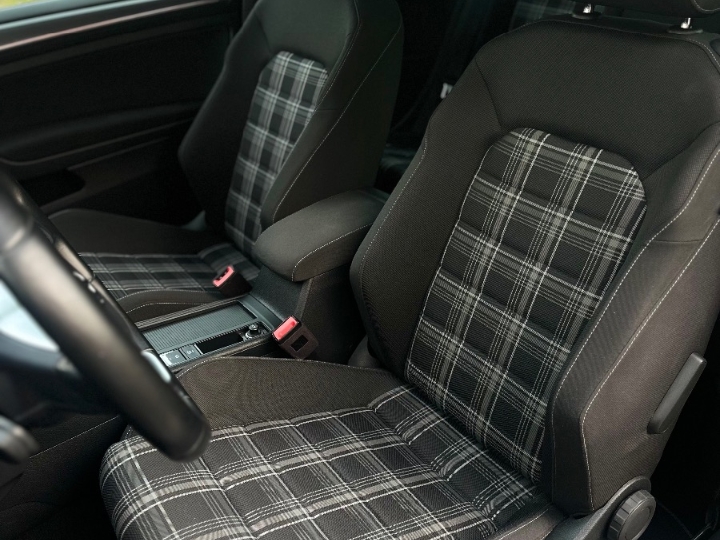 VW Golf VII TSI R-line