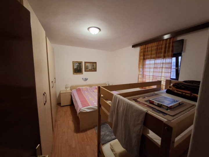Crikvenica, stan u prizemlju kuće