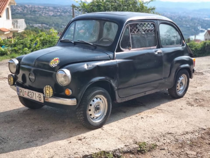 Zastava oldtimer