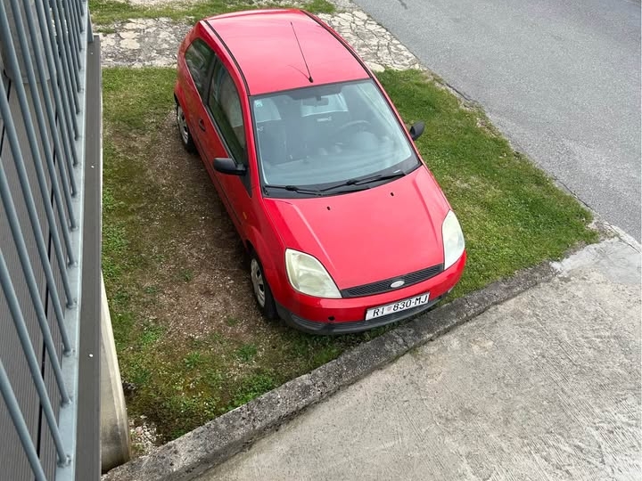 Ford Fiesta 1.3 ambiente