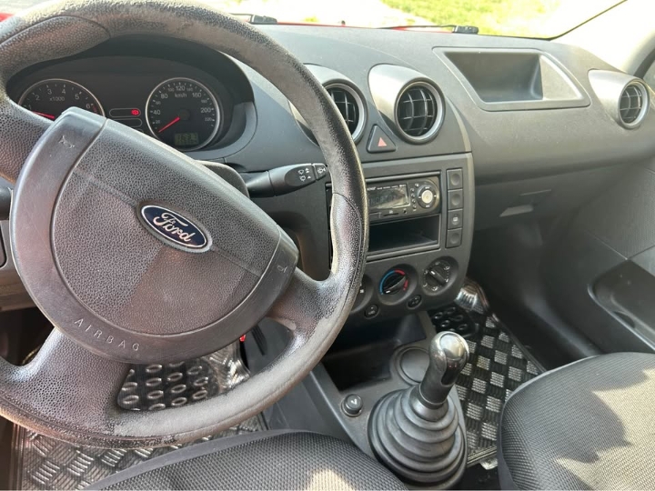Ford Fiesta 1.3 ambiente