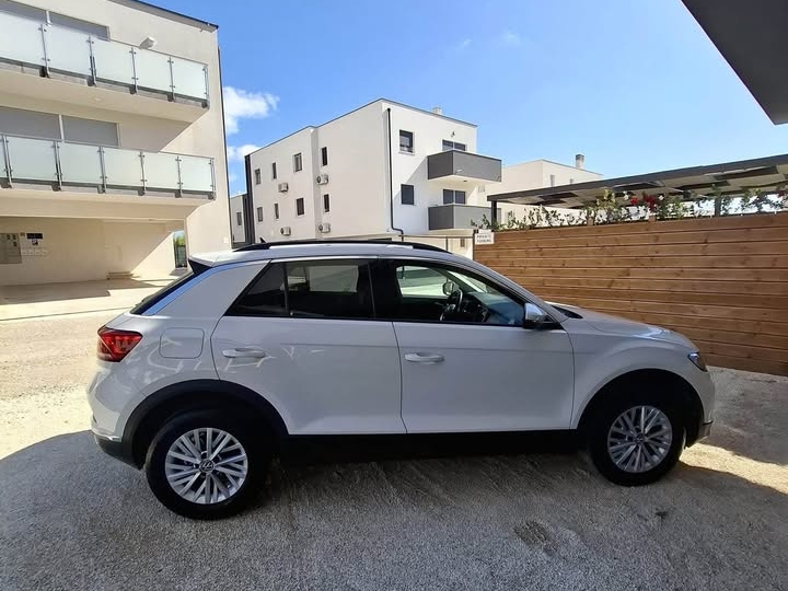 VW T-Roc 1.0 tsi BMT design