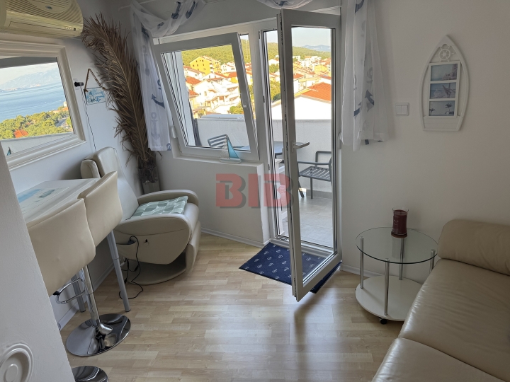 Crikvenica, uređen apartman, 40.60m2, prekrasan pogled
