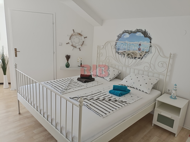 Crikvenica, uređen apartman, 40.60m2, prekrasan pogled