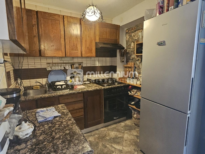 Novi Vinodolski, Klenovica, dvojna kuća, 77.60m2