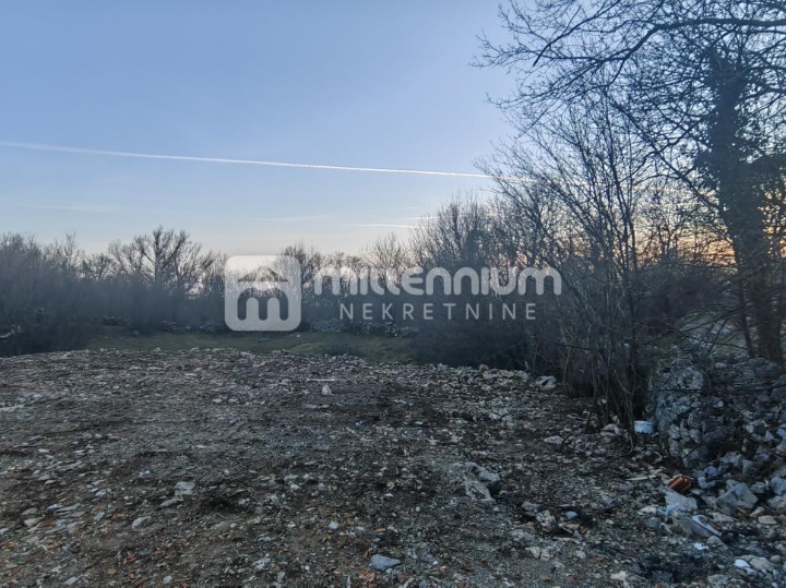Grobnik, građevinsko zemljište od 974m2